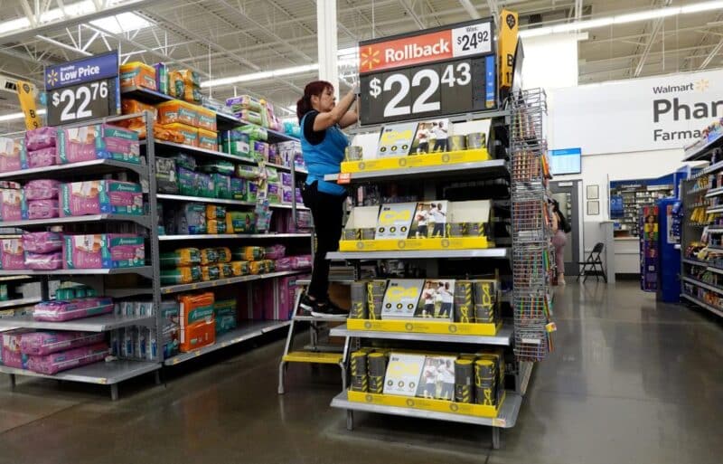 Walmart embraces Digital Shelf Labels to make pricing changes faster ...